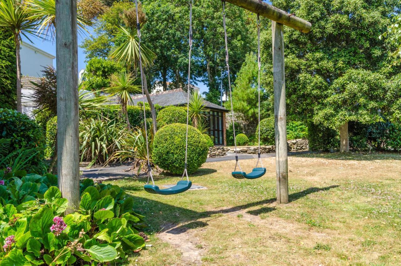 Luxury Victorian School With Views Of Harbour Villa Fowey Dış mekan fotoğraf